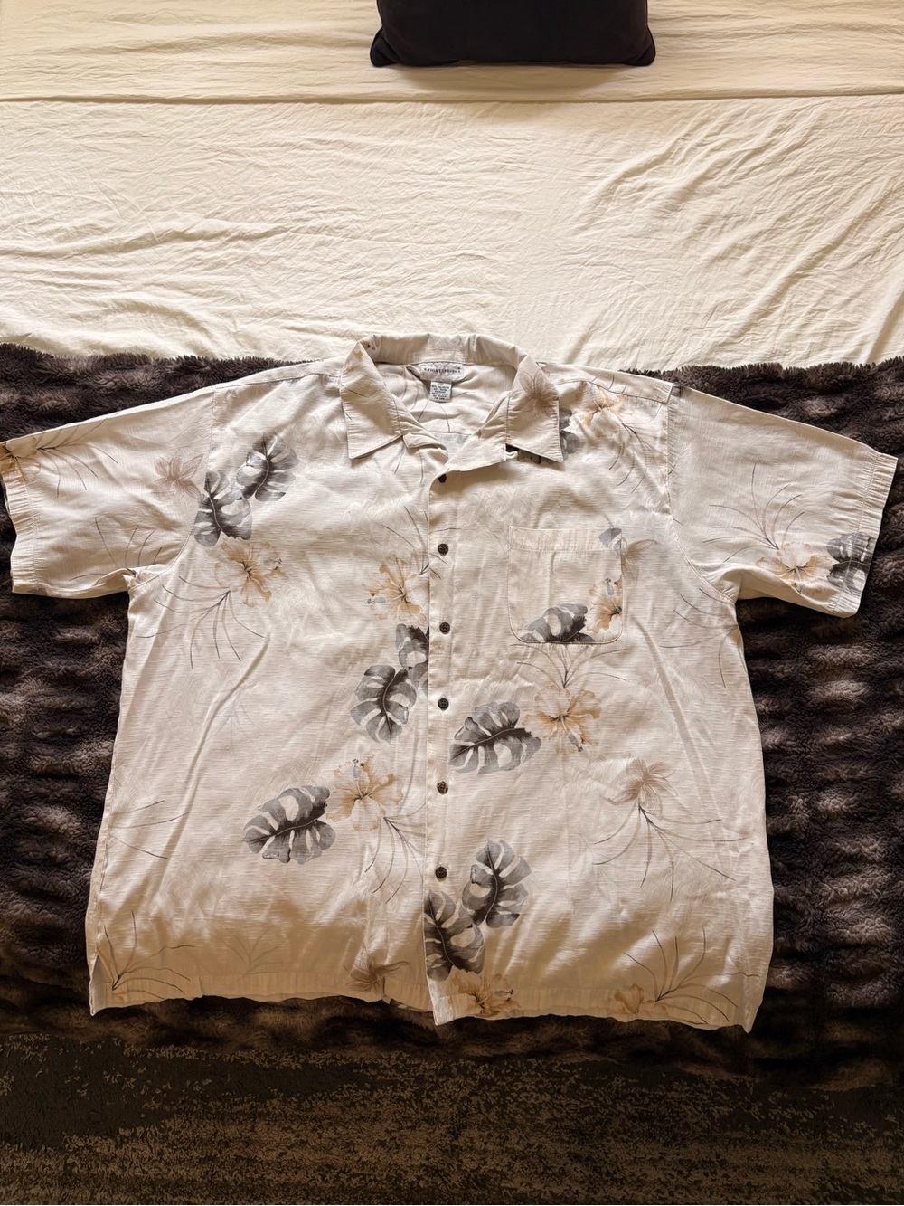 Knightsbridge Hawaiian button down